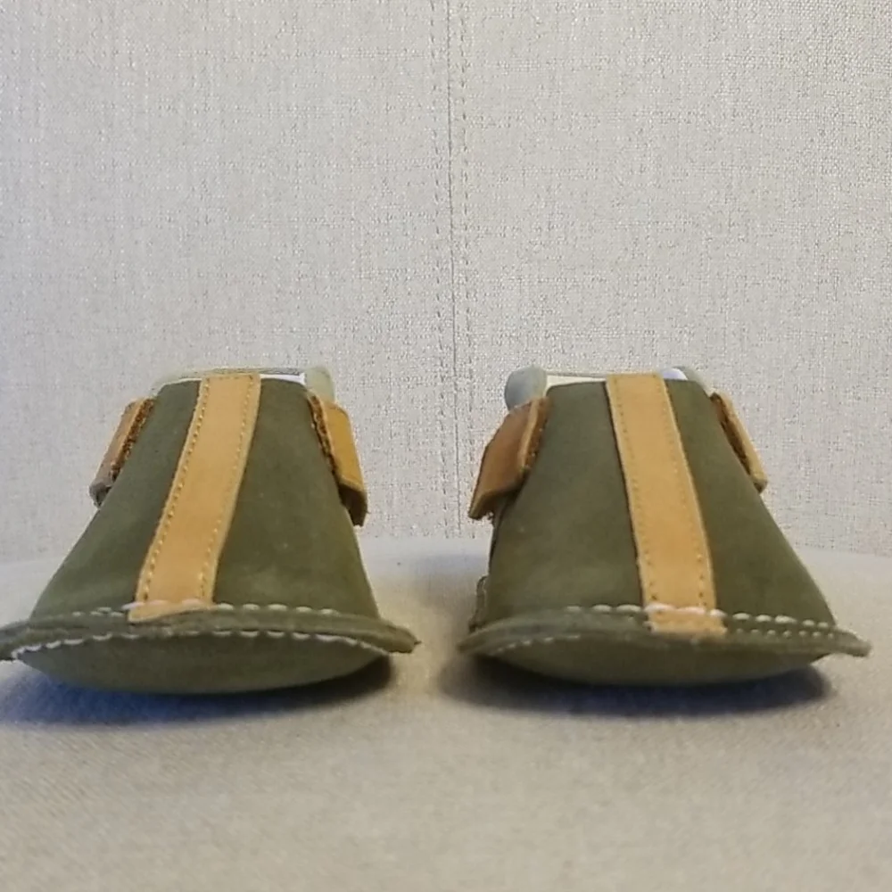 Pipit Stripe Suede Toddler Shoes in Olive/Tan